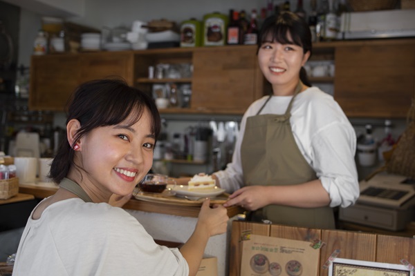 クラウドファンディングで飲食店の店舗開業を成功させる方法4つ！成功事例も紹介